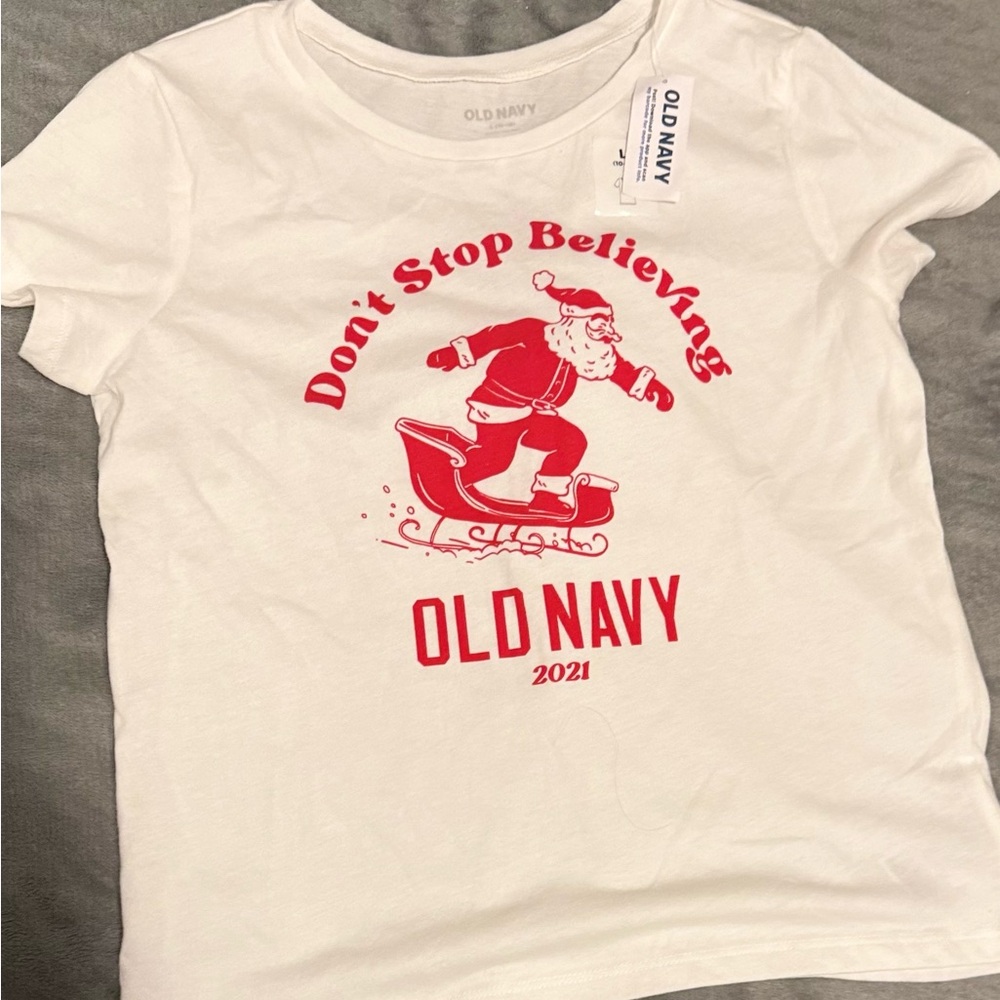 FLAWS: Old Navy Kids White Tee with Red Santa Graphic